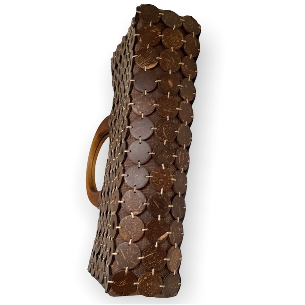 Large Handmade Coconut Shell Hand Bag - Picture 5 of 14